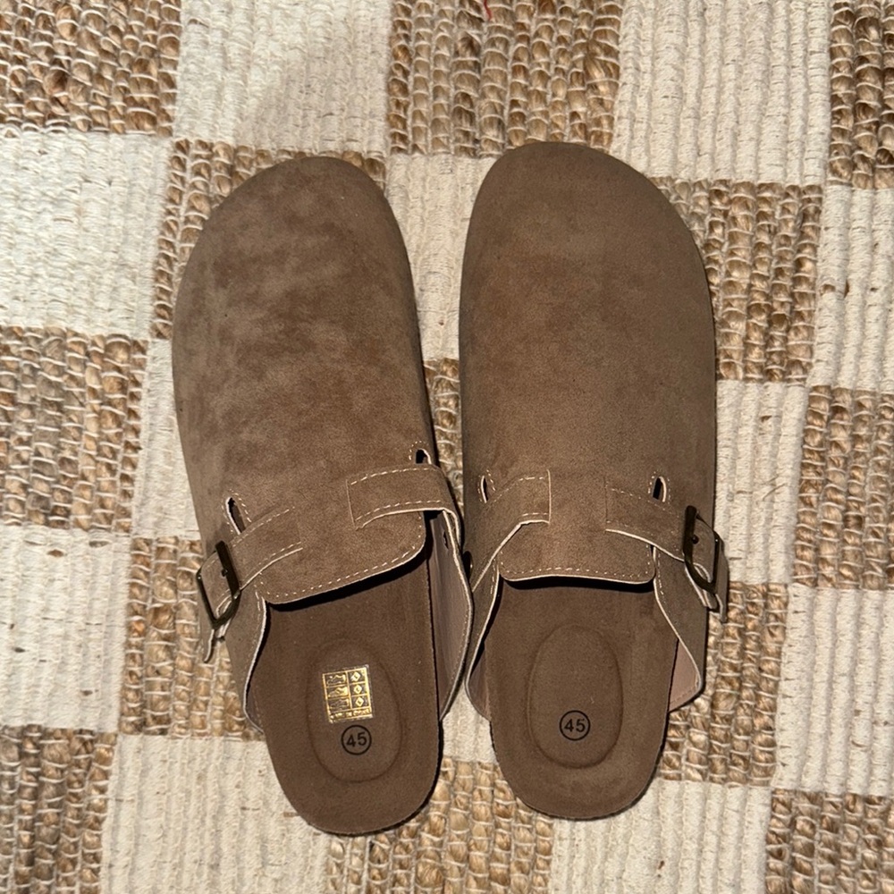 Men's Brown Suede Clogs